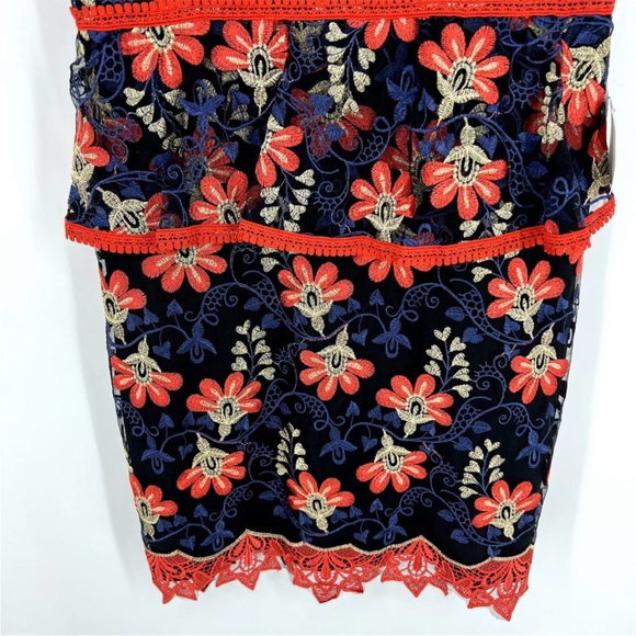 LULU’S XL Women’s Karina Black and Red Floral Embroidered Peplum Cocktail Dress - Picture 7 of 9
